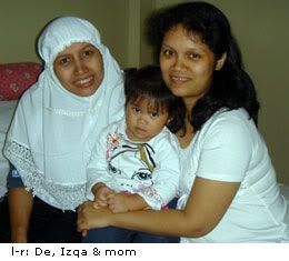 De, Izqa and mom