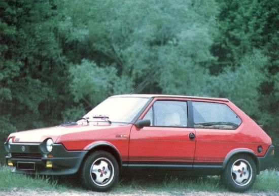 Fiat Panda 1.2b Dynamic. Fiat Strada 130tc
