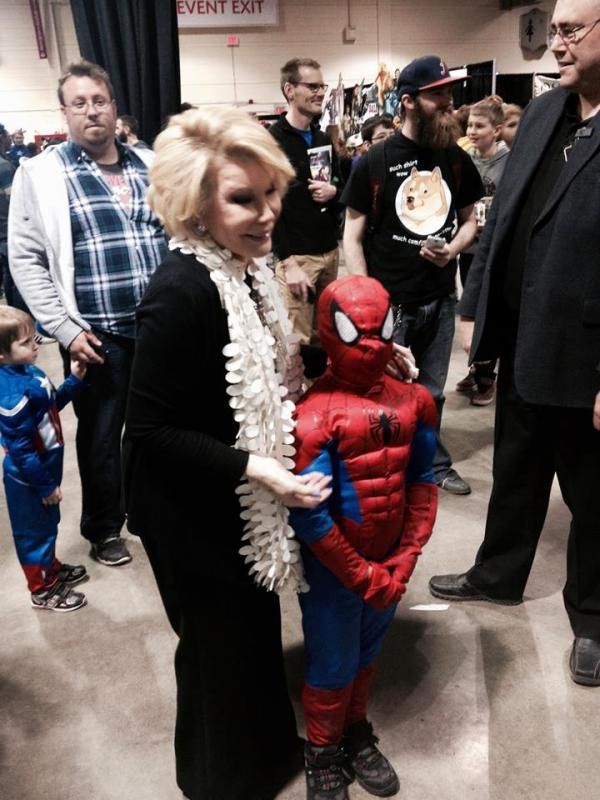 JoanRiversCalgarycomicExpo_zps53b4abaf.jpg