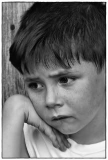 IMAGE: http://img.photobucket.com/albums/v461/LynleyS/Lonelyedited.jpg