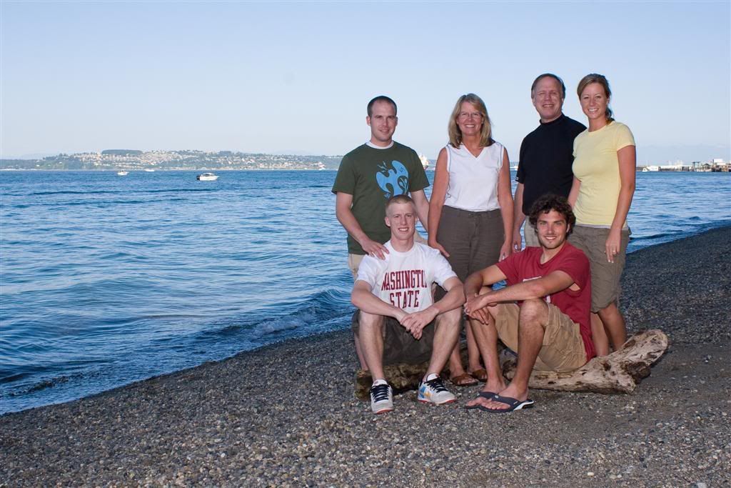 IMAGE: http://img.photobucket.com/albums/v462/AmishThug/family002Large.jpg