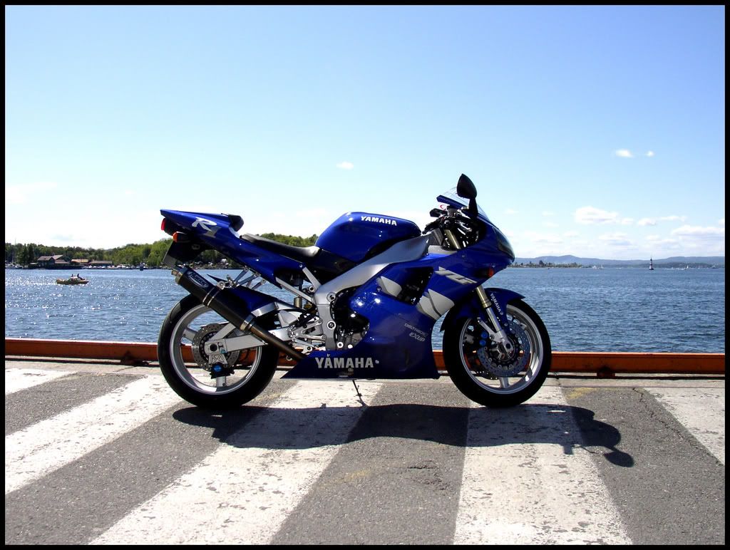 YamahaR1Nett6.jpg