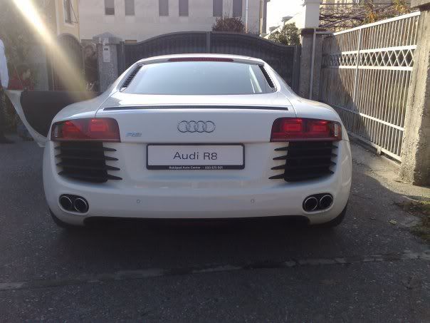 http://img.photobucket.com/albums/v464/Nedim/audi5.jpg