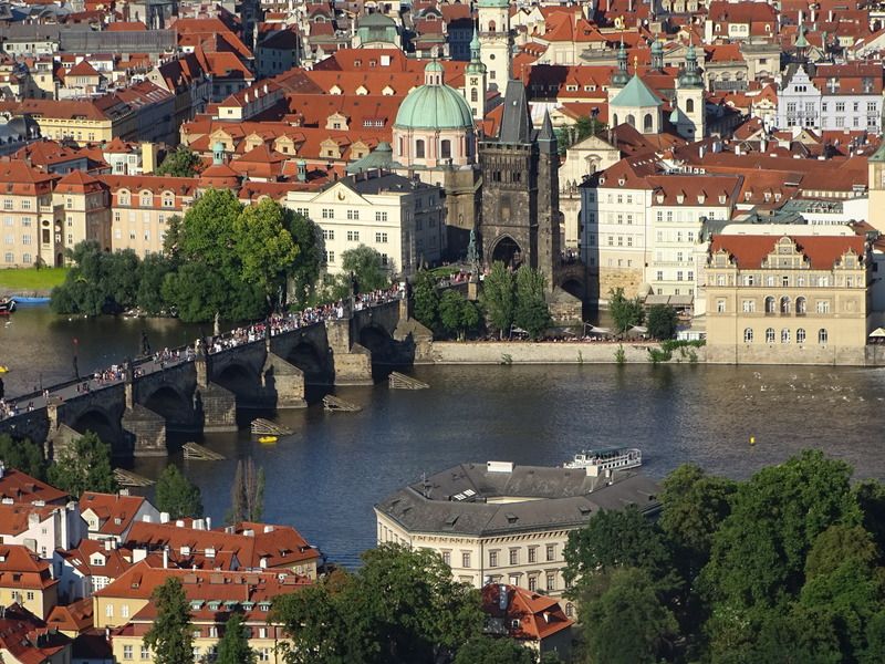 7 días en Praga con escursiones a Dresde (Alemania),Karlovy Vary y Terezin (E.C) - Blogs of Czech Republic - Día 1: Miércoles 29 de Junio de 2016: Llegada-Parque Petrin-Plaza Wenceslao (7)
