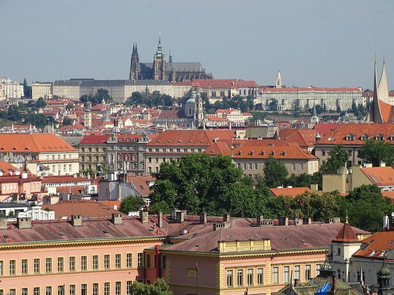 Día 4: Sábado 2 de Julio de 2016: Vysehrad-Edificios Danzantes-Isla Slovansky... - 7 días en Praga con escursiones a Dresde (Alemania),Karlovy Vary y Terezin (E.C) (4)