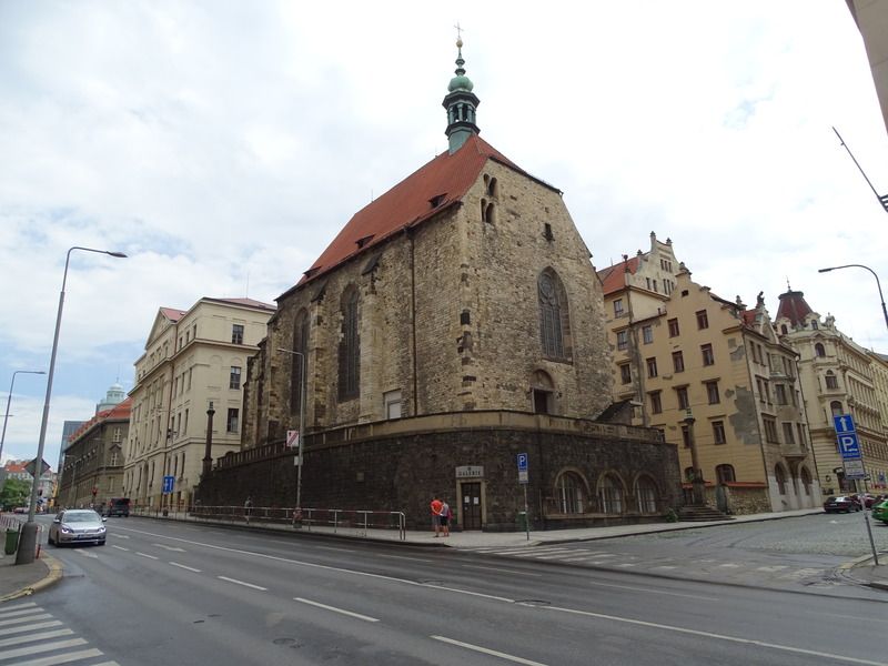 Día 4: Sábado 2 de Julio de 2016: Vysehrad-Edificios Danzantes-Isla Slovansky... - 7 días en Praga con escursiones a Dresde (Alemania),Karlovy Vary y Terezin (E.C) (20)