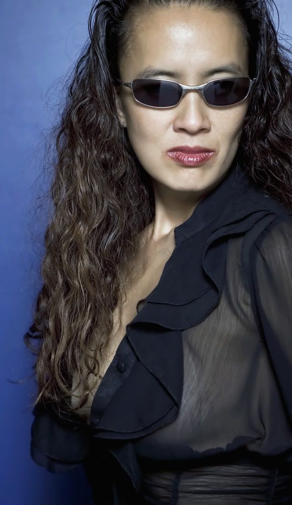 IMAGE: http://img.photobucket.com/albums/v467/airbutchie/Professional%20Portfolio/Modeling/c91a02ef.jpg