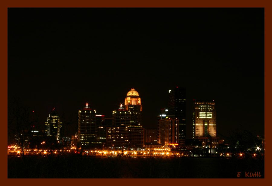 IMAGE: http://img.photobucket.com/albums/v467/paintballa01/citysape01.jpg