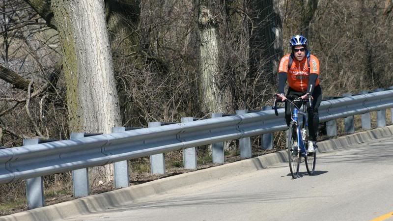 Cyclist-GreatMiamiAtERiverRd-IMG_6963_zpse3c1e8a7.jpg