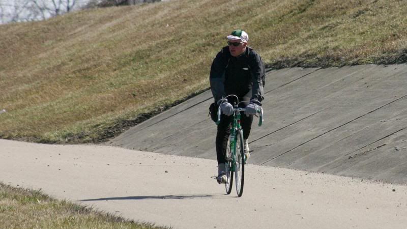 Cyclist-MadRiverAtFindlay-IMG_6897_zpsbd135051.jpg