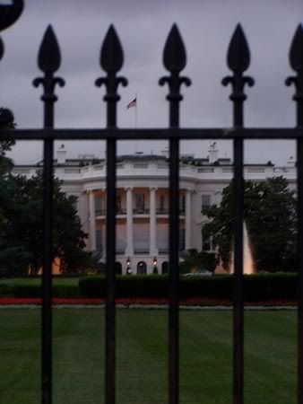 fence white house