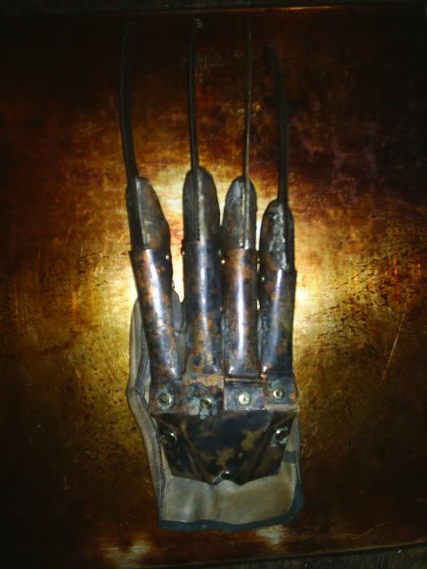 [Image: S4010304.jpg]