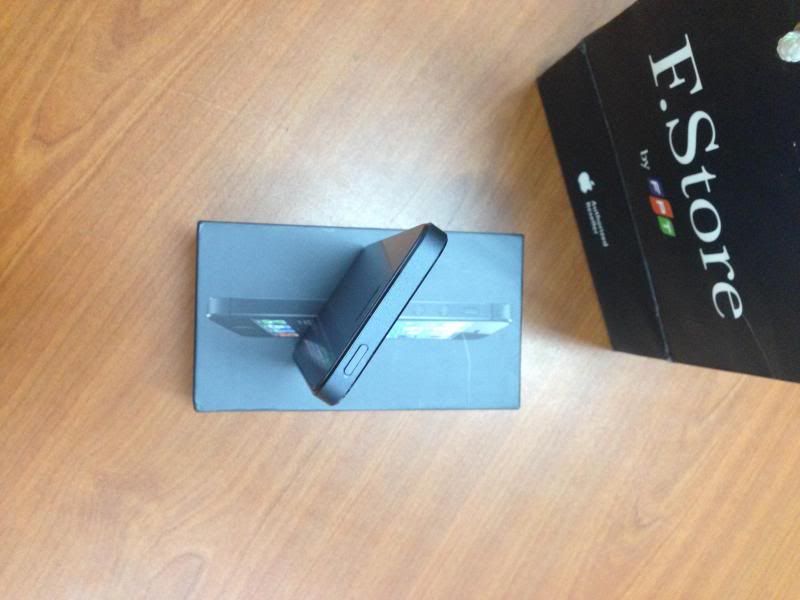 Bán nhanh! iPhone 5 Quốc tế VN 32GB fullbox 99% còn BH đến tháng 11!! Giá rẻ 7txx - 3