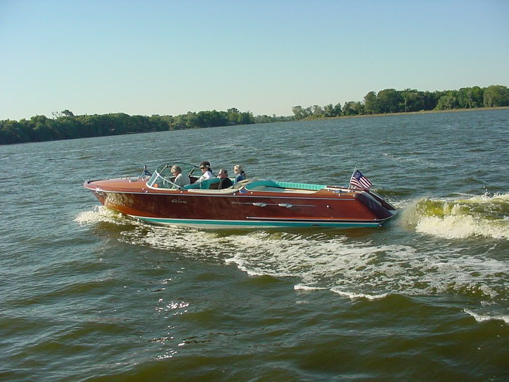 Chris Craft Commander Forum Mount Dora Boat Show (2006) Lots of photos