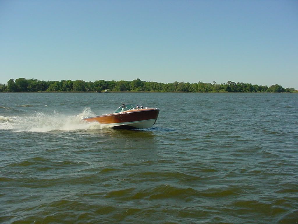 Chris Craft Commander Forum Mount Dora Boat Show (2006) Lots of photos