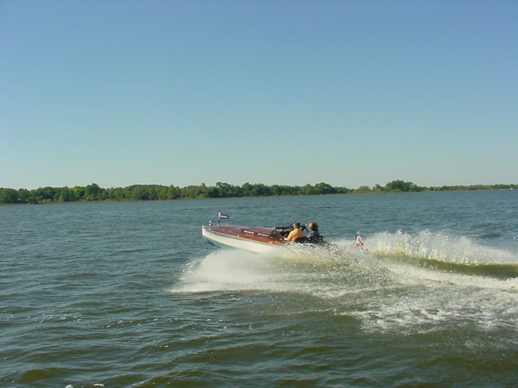 Chris Craft Commander Forum Mount Dora Boat Show (2006) Lots of photos
