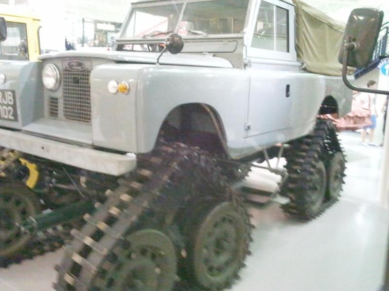 landrover.jpg