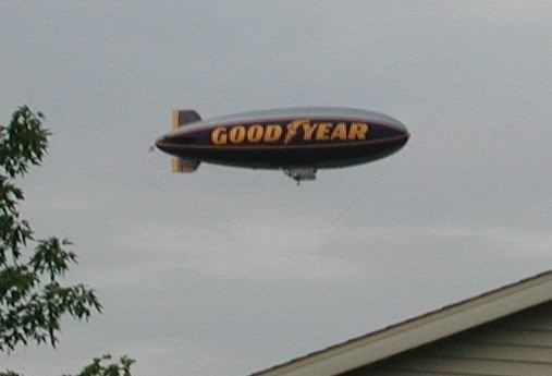 http://img.photobucket.com/albums/v472/SirPoonga/blimp.jpg