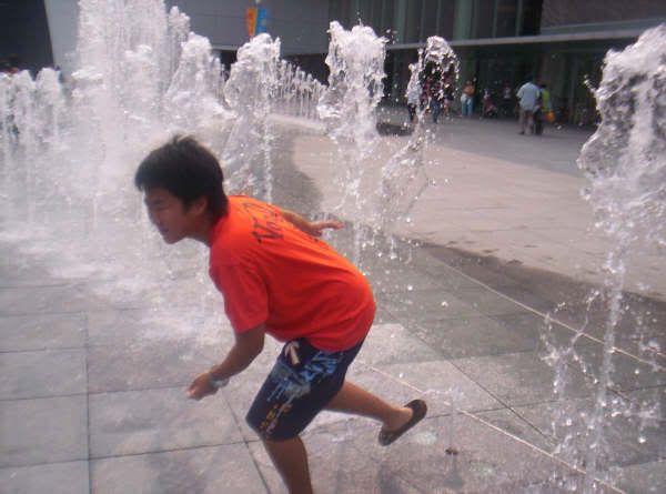 Photobucket - Video and Image Hosting