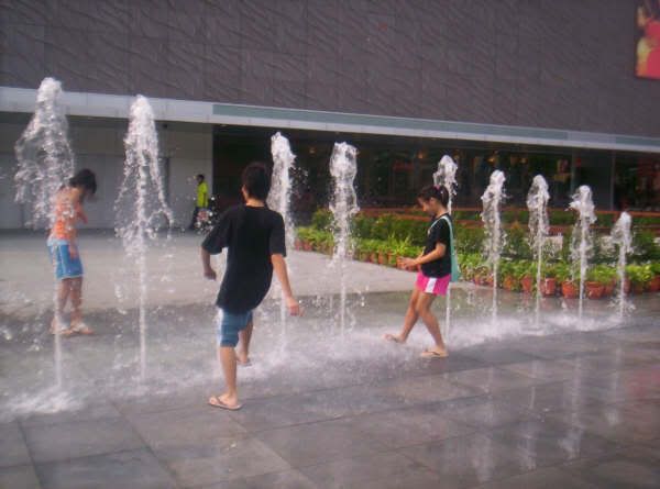 Photobucket - Video and Image Hosting