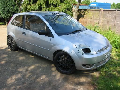 [img width=512 height=384]http://img.photobucket.com/albums/v474/cosworth3d/27-05-2005a1trip060.jpg[/img]