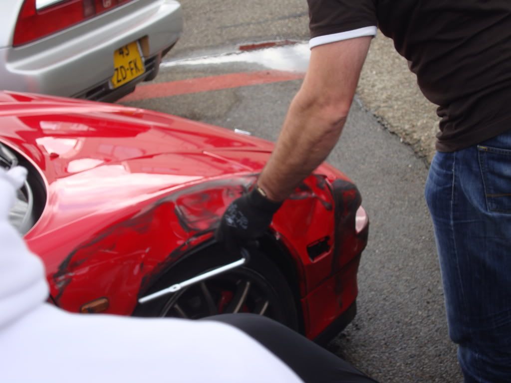 [img width=1024 height=768]http://img.photobucket.com/albums/v474/cosworth3d/Fast%20Car%20Zandvoort%202011/DSC08435.jpg[/img]