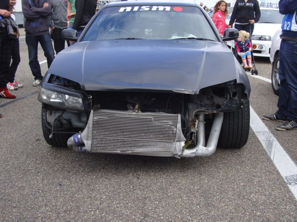 [img width=1024 height=768]http://img.photobucket.com/albums/v474/cosworth3d/Fast%20Car%20Zandvoort%202011/DSC08438.jpg[/img]