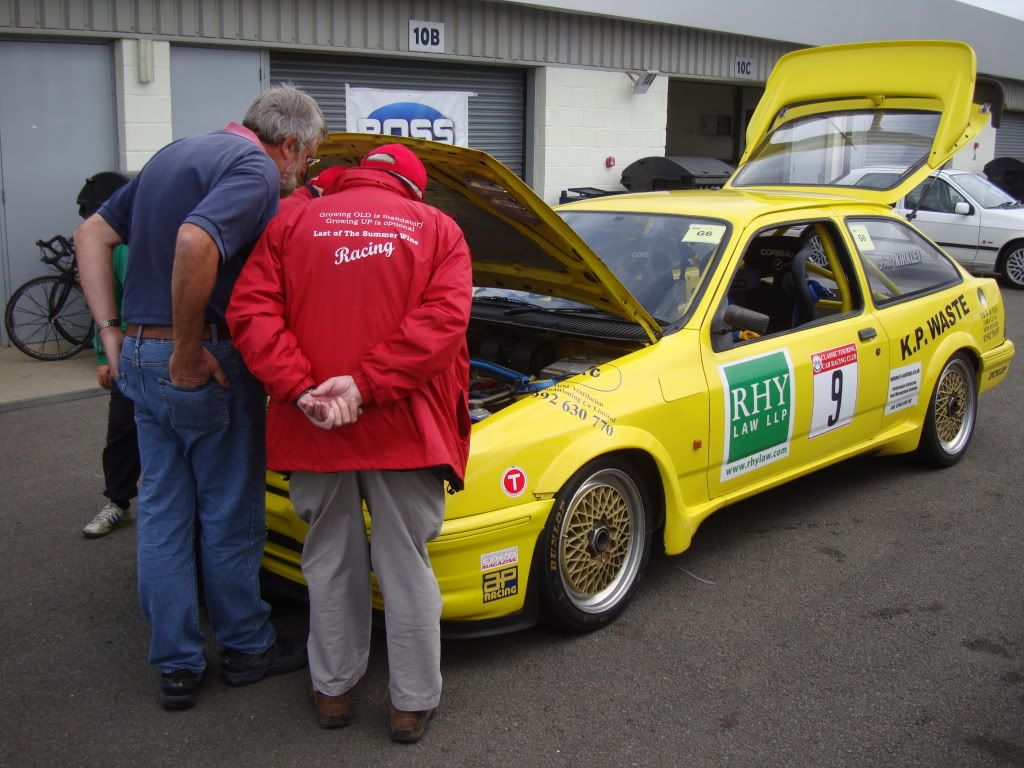 [img width=1024 height=768]http://img.photobucket.com/albums/v474/cosworth3d/Ford%20Fair%202011/DSC07573.jpg[/img]