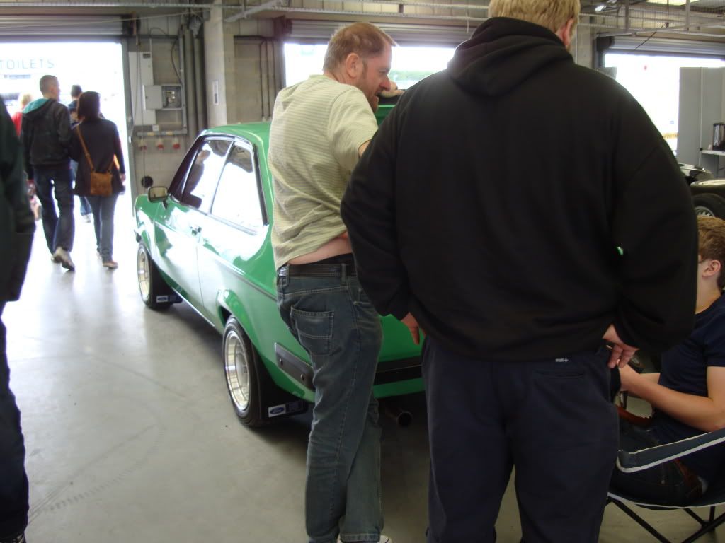 [img width=1024 height=768]http://img.photobucket.com/albums/v474/cosworth3d/Ford%20Fair%202011/DSC07580.jpg[/img]