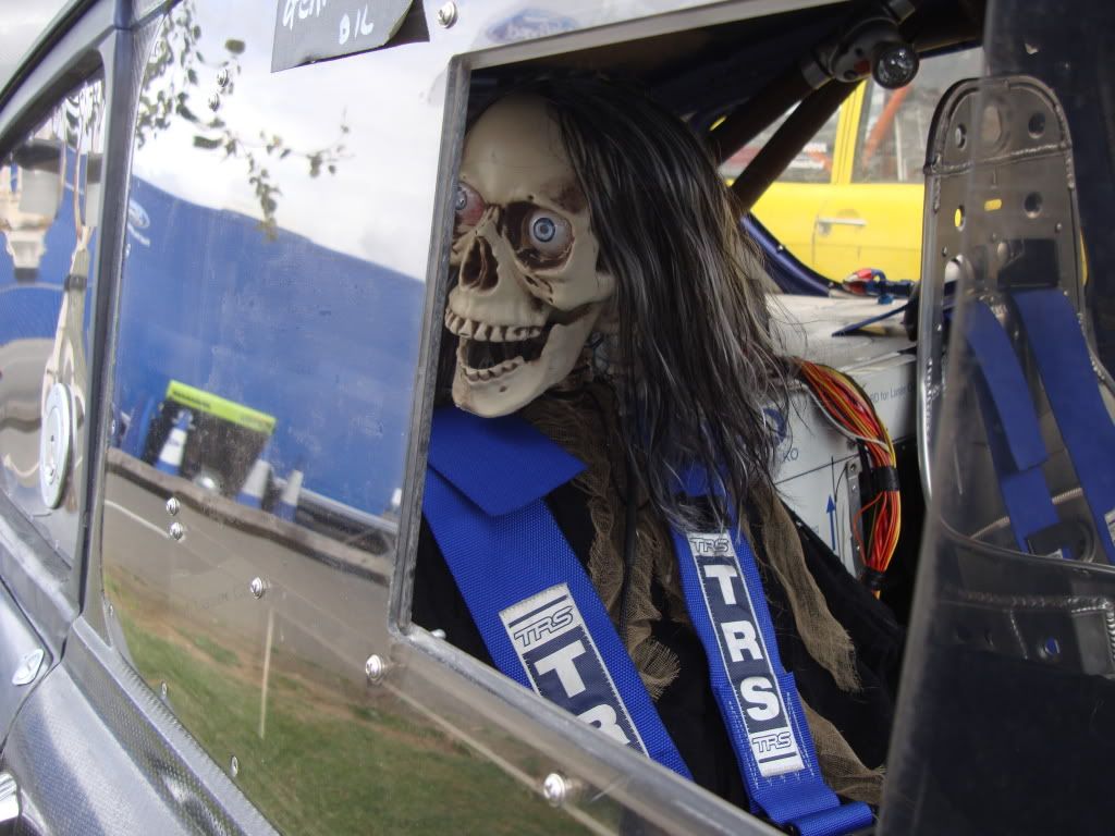 [img width=1024 height=768]http://img.photobucket.com/albums/v474/cosworth3d/Ford%20Fair%202011/DSC07626.jpg[/img]