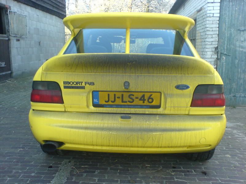 [img width=800 height=600]http://img.photobucket.com/albums/v474/cosworth3d/escort%20cosworth/DSC00112.jpg[/img]
