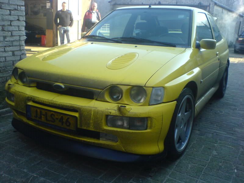 [img width=800 height=600]http://img.photobucket.com/albums/v474/cosworth3d/escort%20cosworth/DSC00114.jpg[/img]