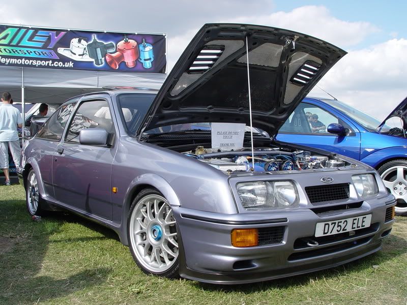 [img width=800 height=600]http://img.photobucket.com/albums/v474/cosworth3d/ford%20fair%202005/DSC02375.jpg[/img]