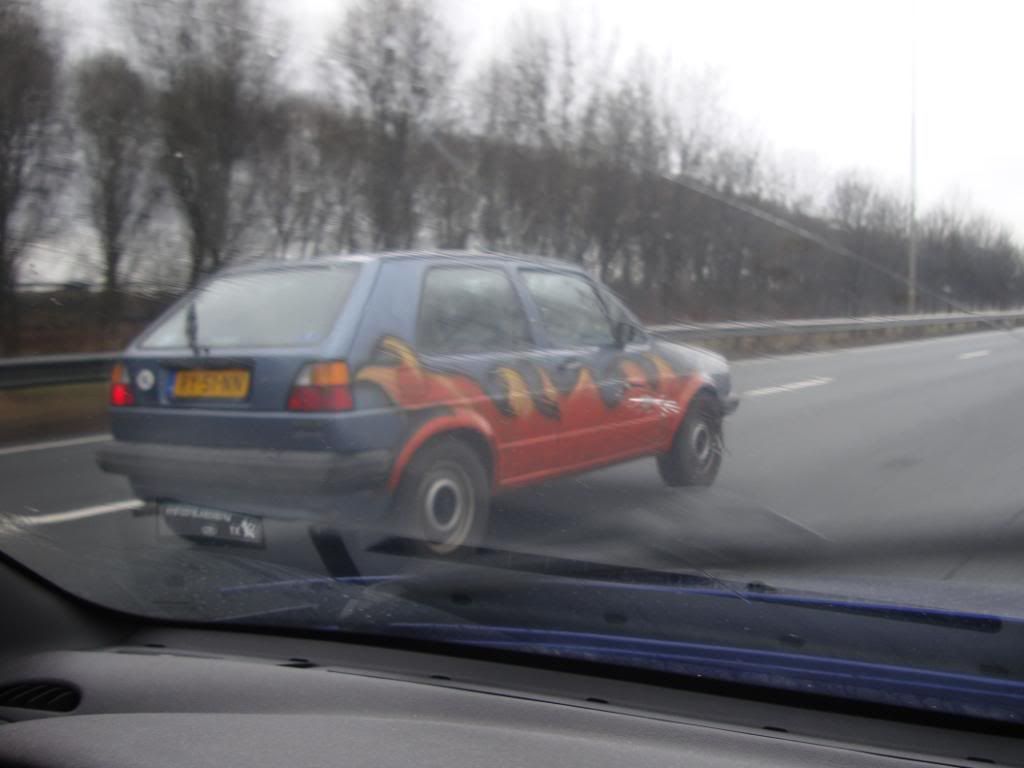 [img width=1024 height=768]http://img.photobucket.com/albums/v474/cosworth3d/van%20alles/DSC04433.jpg[/img]