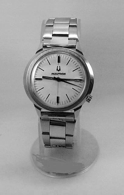 tuning fork watch. Here#39;s a Bulova Accutron quot;Tuning Forkquot; watch from 1971gt;gt;gt;gt;