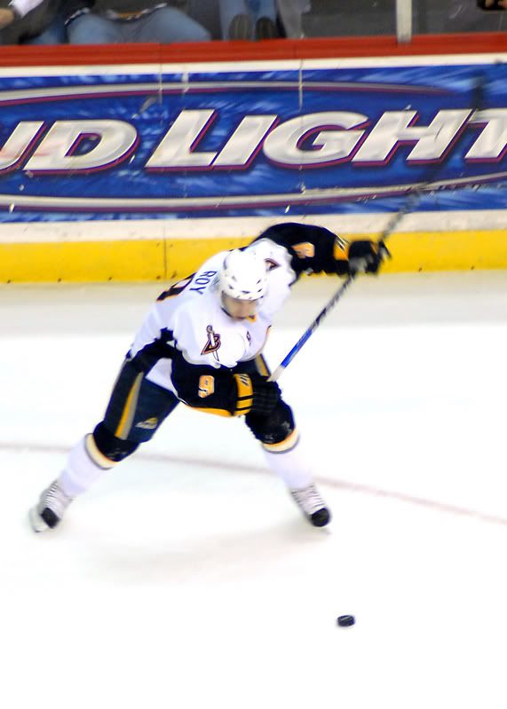 http://img.photobucket.com/albums/v476/silly13/sabres%20caps/DSC_0088.jpg