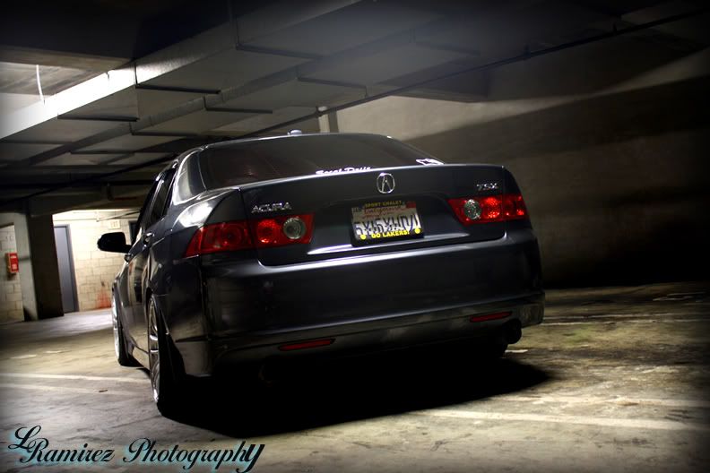 IMAGE: http://img.photobucket.com/albums/v477/erupt/IMG_0568.jpg