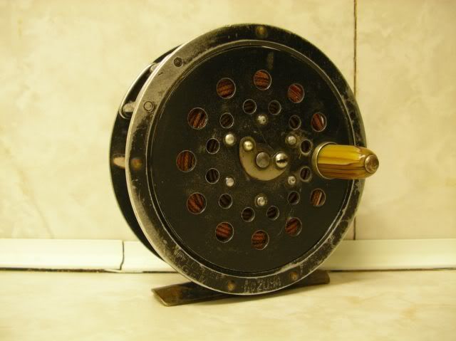 Pflueger Gem horseshoe latch reel - The Classic Fly Rod Forum