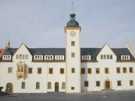 rathaus_fg.jpg