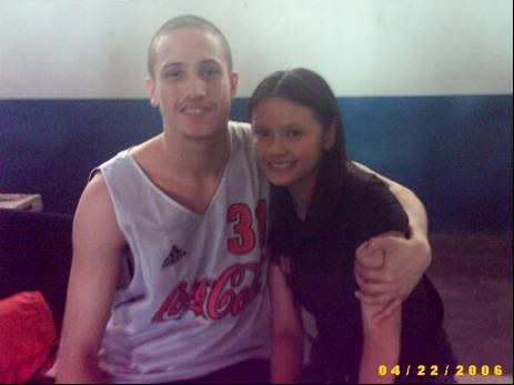 John's 2nd hug fo' mr!wahahaha, want more? click here