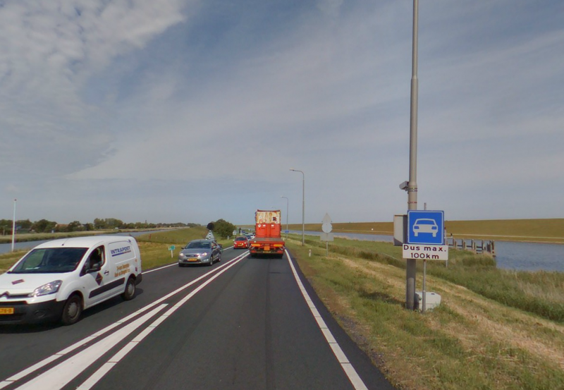 prostituees paaldansen verkeersborden kapot