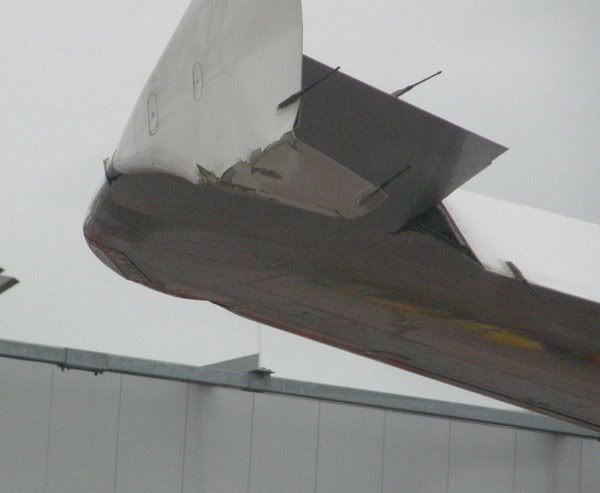 lufthansa-hamburg-incident-damage-1.jpg
