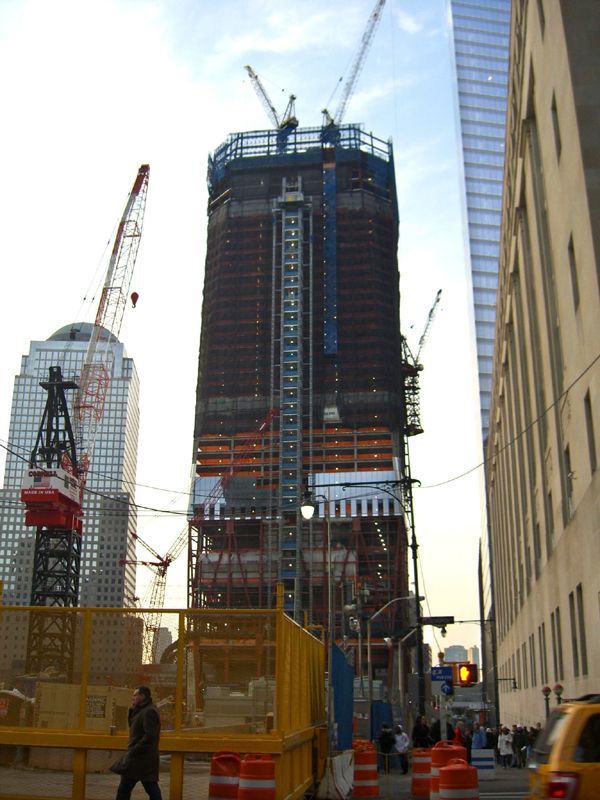 The 1 World Trade Center as of December 19, 2010.