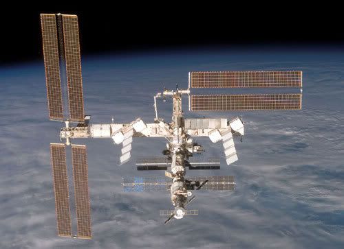 The International Space Station's new look as of December 19, 2006.