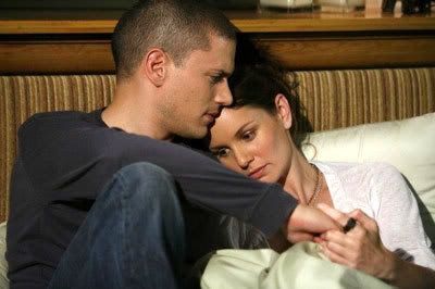 Michael Scofield and Sara Tancredi share a moment during last week's 2-hour season premiere of PRISON BREAK.
