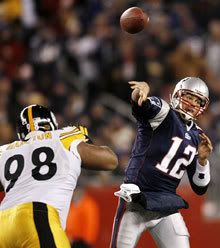 Tom Brady threw for four touchdowns in the New England Patriots 34-13 win over the Pittsburgh Steelers today.  The Pats are now 13-0 this season.