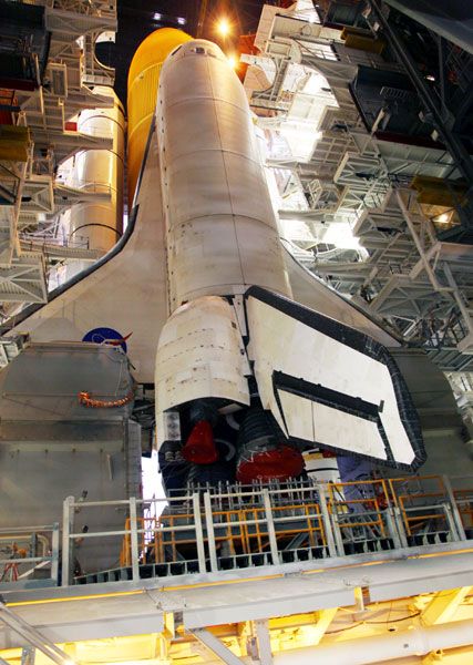 Space shuttle Discovery arrives at the Vehicle Assembly Building on December 22, 2010...to undergo additional tests on its external fuel tank before its February 2, 2011 (Pacific Time) launch.