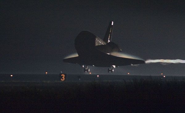 Space shuttle Endeavour lands at Kennedy Space Center in Florida for the final time on June 1, 2011 (Eastern Time).