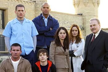 Group photo of the 'Prison Break' main actors.