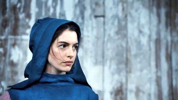 2013 Best Supporting Actress winner Anne Hathaway in LES MISERABLES. 2013 Best Supporting Actress winner Anne Hathaway in LES MISERABLES.